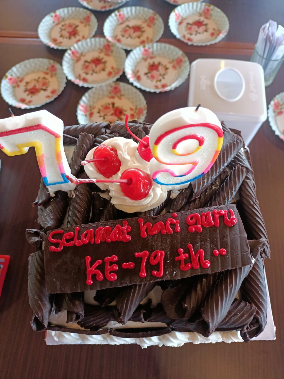 Kue Perayaan Hari Guru Ke 79th di SD No 4 Sading